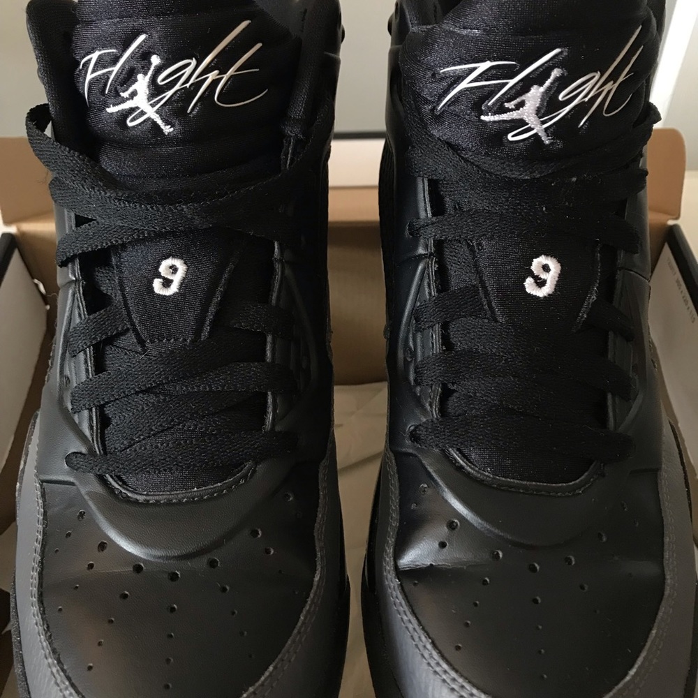 Jordan Flight 9.5
